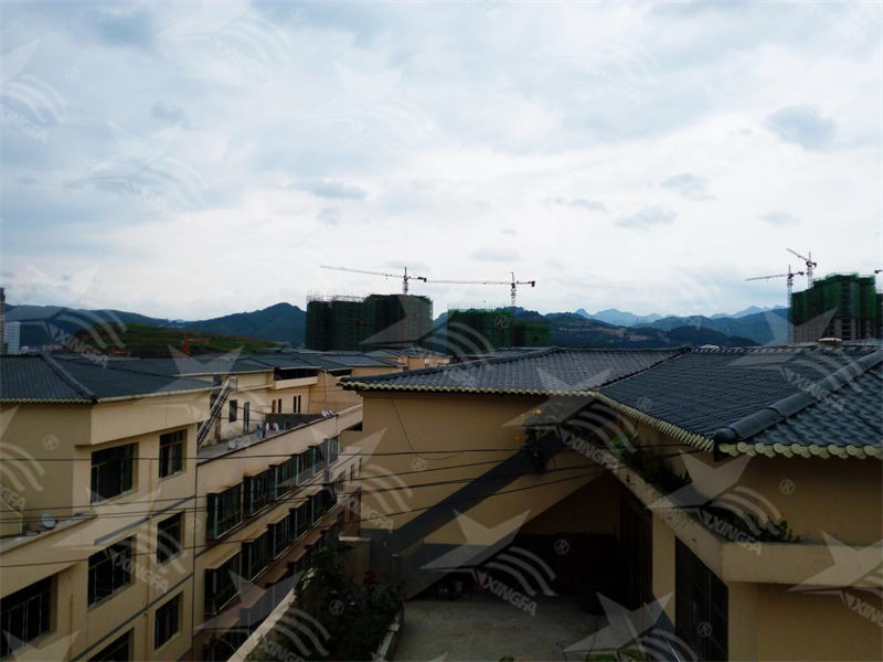 農(nóng)村房屋改造新趨勢：合成樹脂瓦替代彩鋼瓦的優(yōu)勢